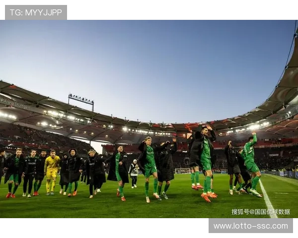 法兰克福3-0零封门兴，终结主场不胜颓势